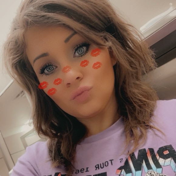 Meet your Posher, Virginia - Picture 2 of 11